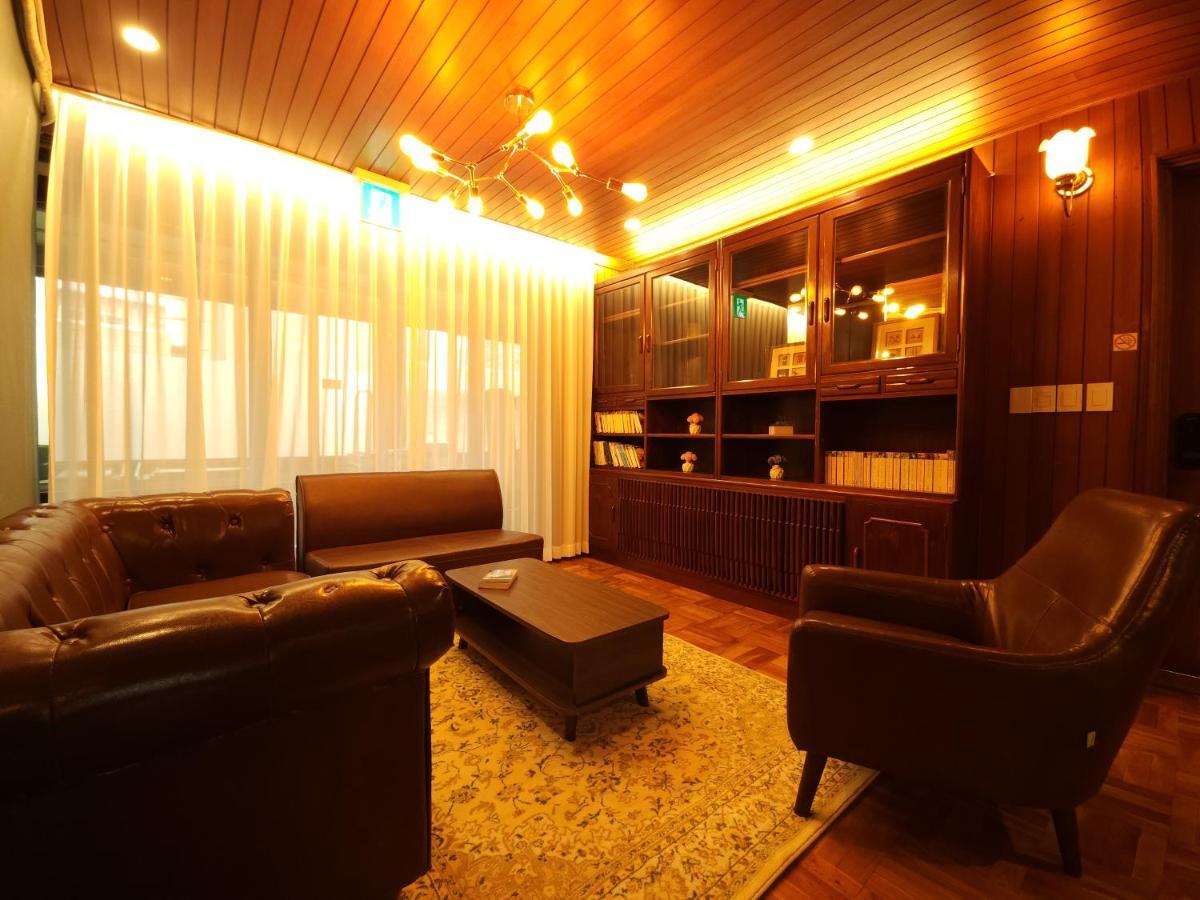 Oyo Hostel Myeongdong 5 Seoel Buitenkant foto