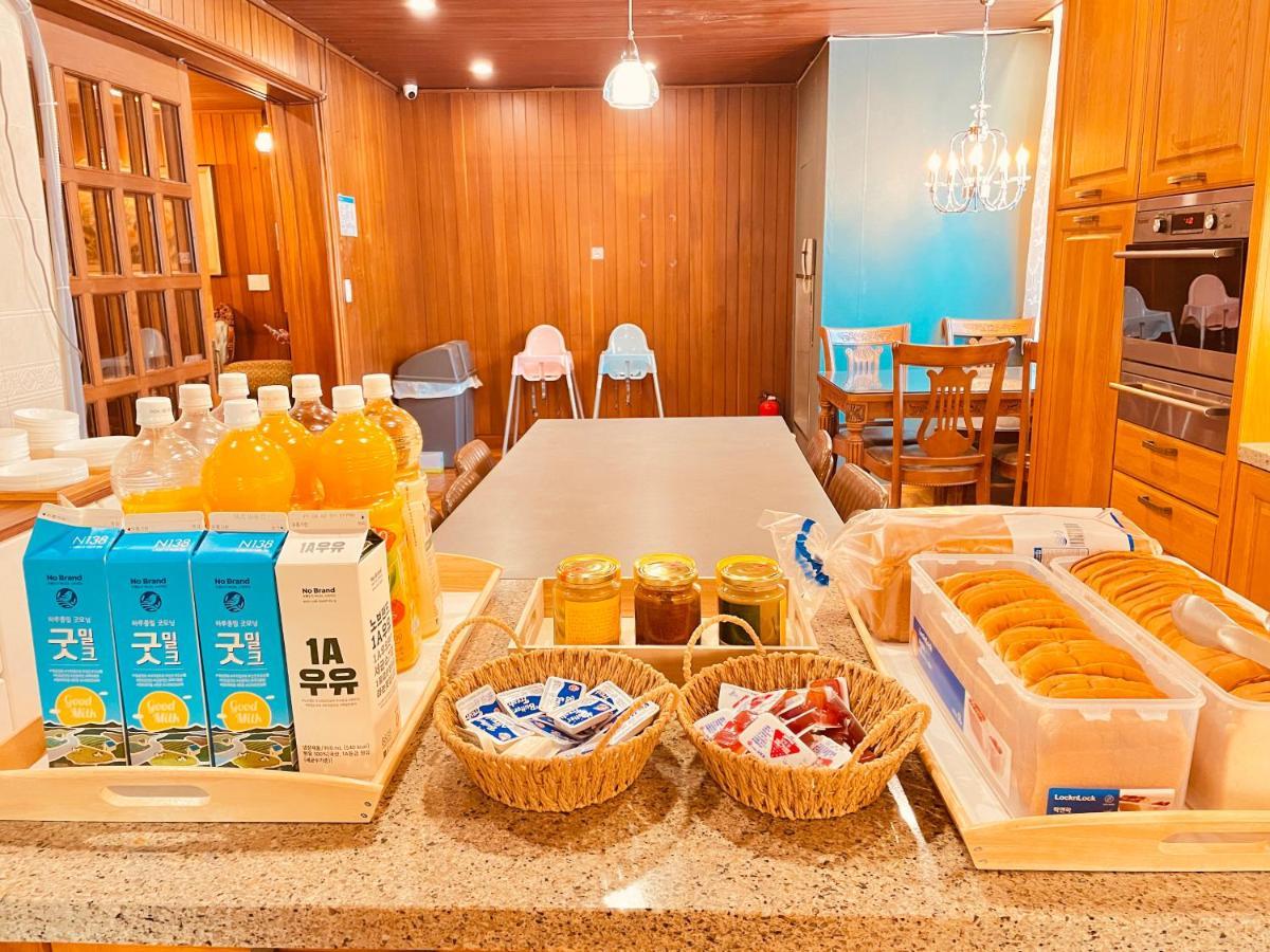 Oyo Hostel Myeongdong 5 Seoel Buitenkant foto