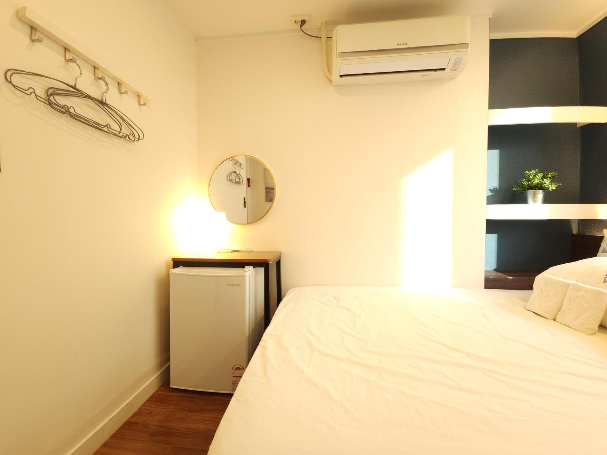 Oyo Hostel Myeongdong 5 Seoel Buitenkant foto